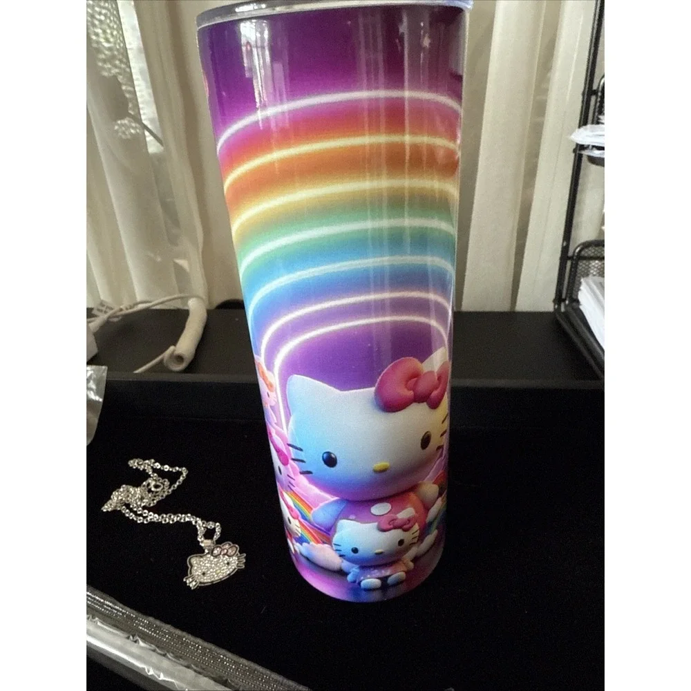 Hello Kitty Tumbler 20‎ oz  With Silver Toed Bling Necklace Brand New 3937